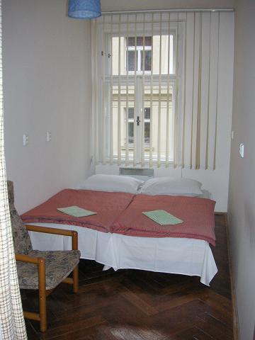 Bell Praga